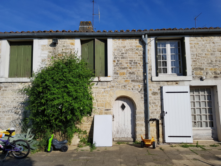 Remplacement des ouvertures et volets - AVANT - Menuiserie Manu Barraud - Saint Martin des Fontaines