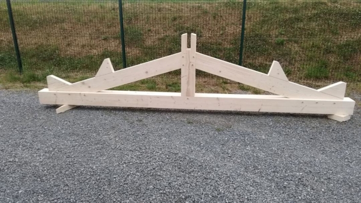 Fabrication d'une ferme en atelier - Menuiserie Manu Barraud